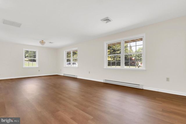 5827 ETZLER RD, Frederick, MD 21702