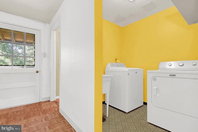 5827 ETZLER RD, Frederick, MD 21702
