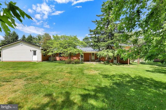 5827 ETZLER RD, Frederick, MD 21702