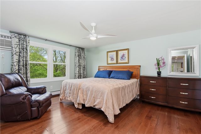 38 Stone Trail C, North Providence, RI 02904