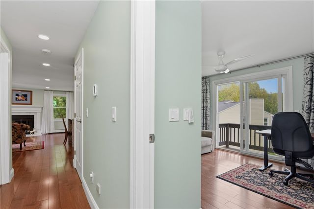 38 Stone Trail C, North Providence, RI 02904