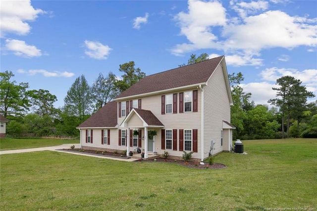 119 Woodbine Drive, Raeford, NC 28376