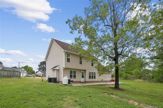 119 Woodbine Drive, Raeford, NC 28376