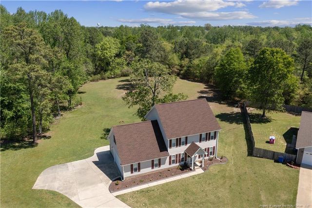 119 Woodbine Drive, Raeford, NC 28376