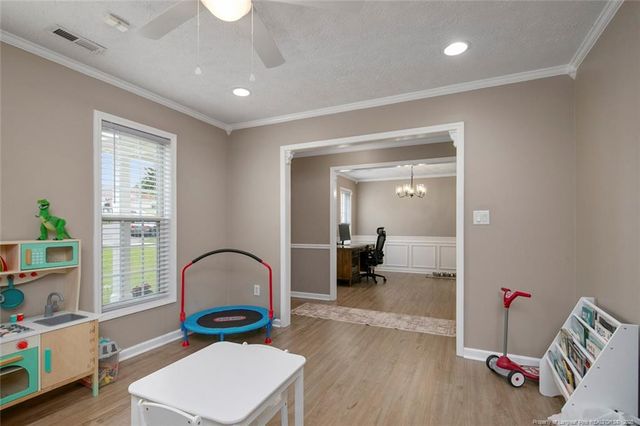 119 Woodbine Drive, Raeford, NC 28376