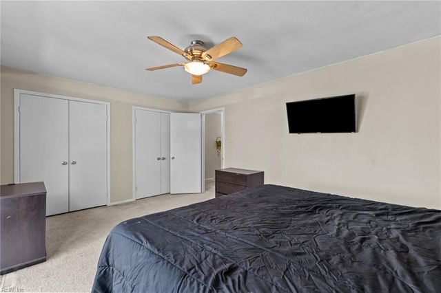 1221 Clydesdale LN, Virginia Beach, VA 23464