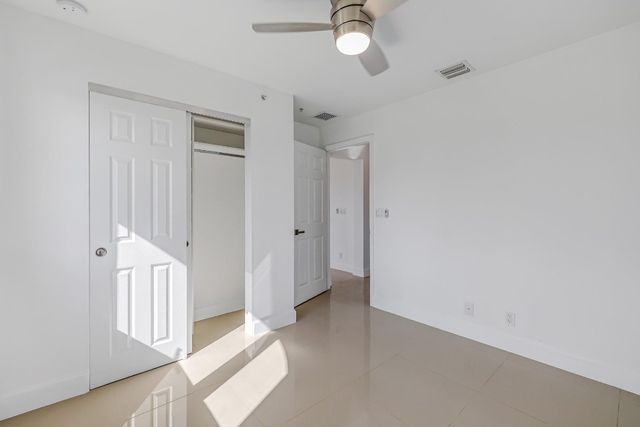 456 NW 41st Street, Oakland Park, FL 33309