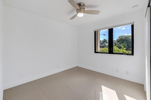 456 NW 41st Street, Oakland Park, FL 33309