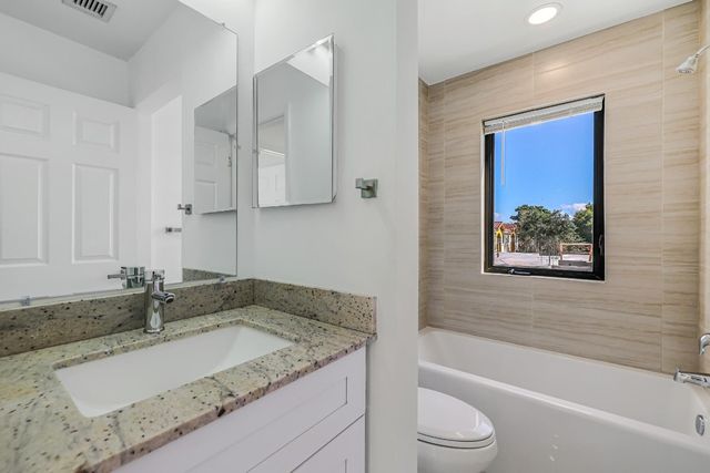 456 NW 41st Street, Oakland Park, FL 33309