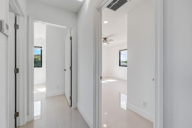 456 NW 41st Street, Oakland Park, FL 33309