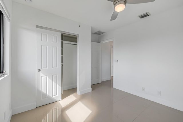 456 NW 41st Street, Oakland Park, FL 33309