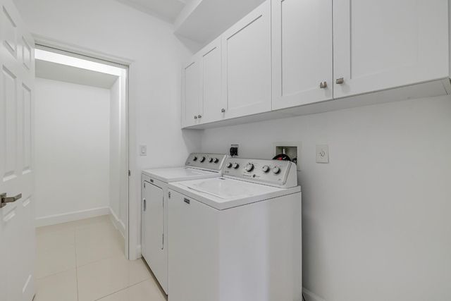 456 NW 41st Street, Oakland Park, FL 33309