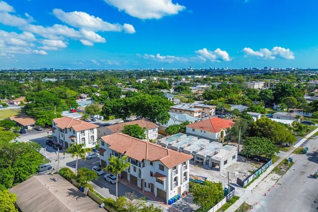 456 NW 41st Street, Oakland Park, FL 33309