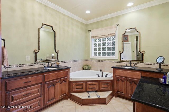 137 Lakeview Drive, Madison, MS 39110