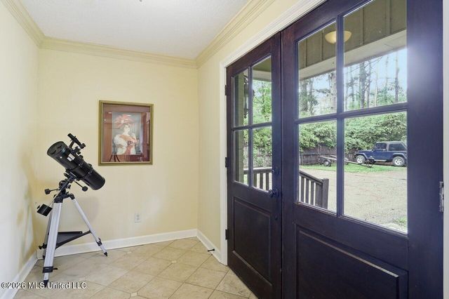137 Lakeview Drive, Madison, MS 39110