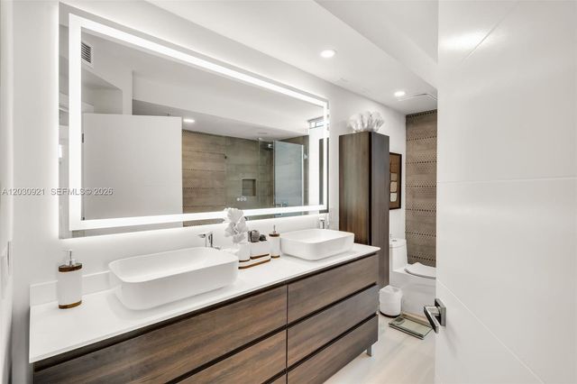 1500 Ocean Drive 707, Miami Beach, FL 33139