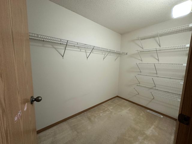 6060 Bennett Court S, Fargo, ND 58104