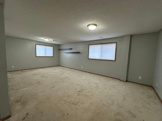 6060 Bennett Court S, Fargo, ND 58104