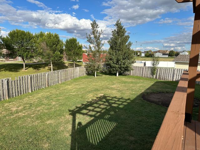 6060 Bennett Court S, Fargo, ND 58104