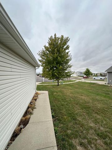 6060 Bennett Court S, Fargo, ND 58104