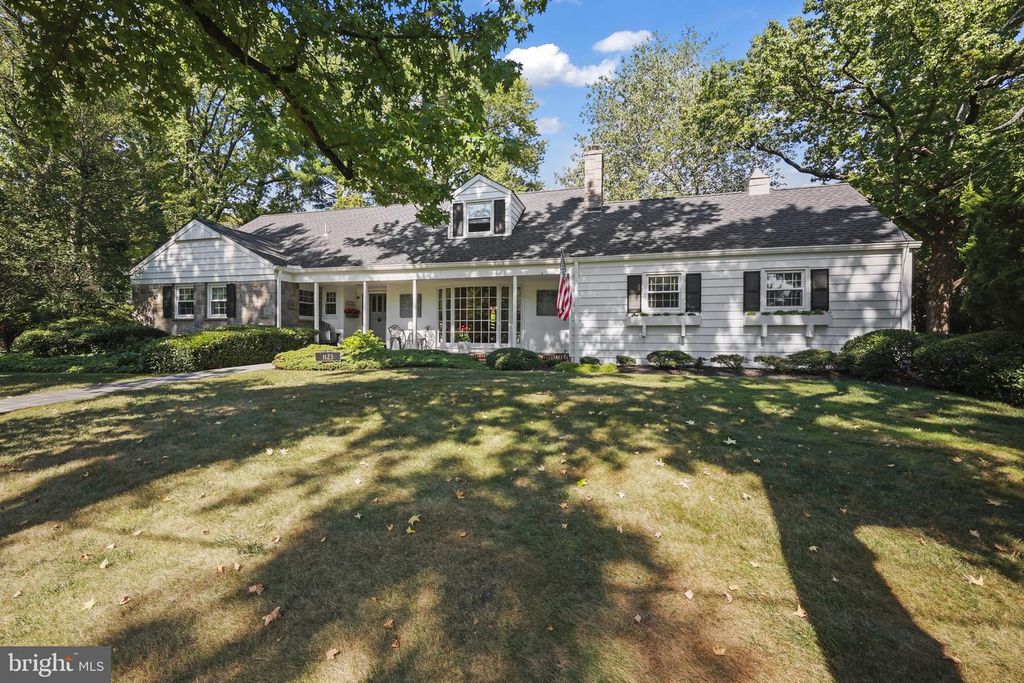 1123 N BOYD PKWY, North Brunswick, NJ 08902