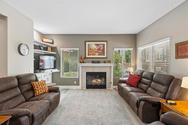 48611 Calle Esperanza, La Quinta, CA 92253