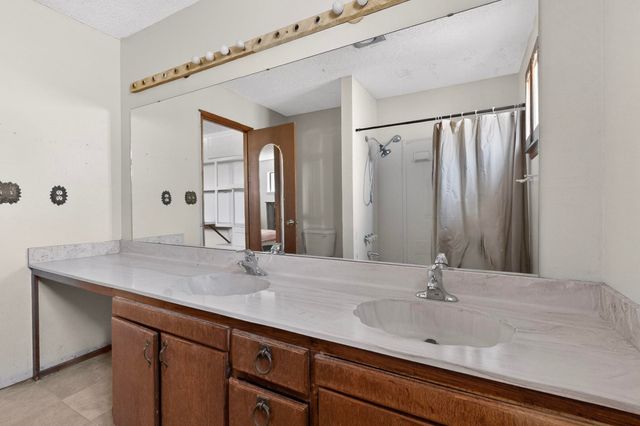 724 Elko Avenue, Grants, NM 87020