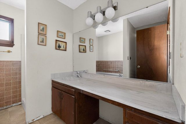 724 Elko Avenue, Grants, NM 87020