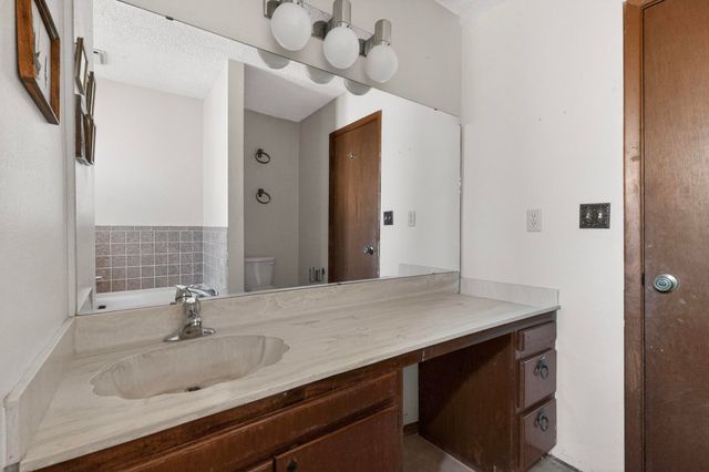 724 Elko Avenue, Grants, NM 87020