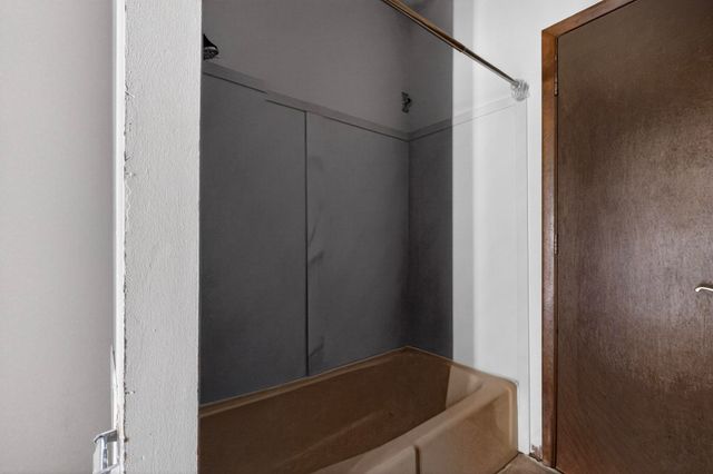 724 Elko Avenue, Grants, NM 87020