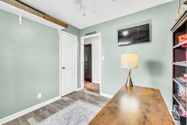 100 Bowers Ct, Oak Grove, KY 42262