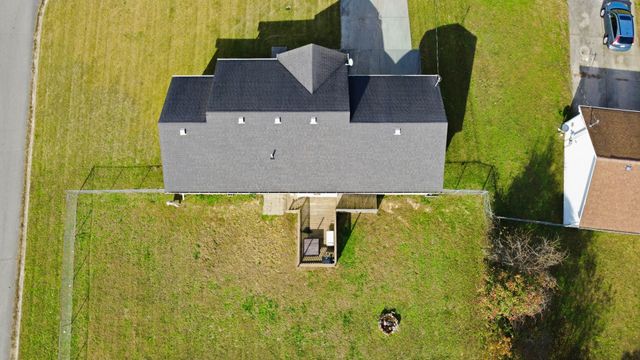 100 Bowers Ct, Oak Grove, KY 42262