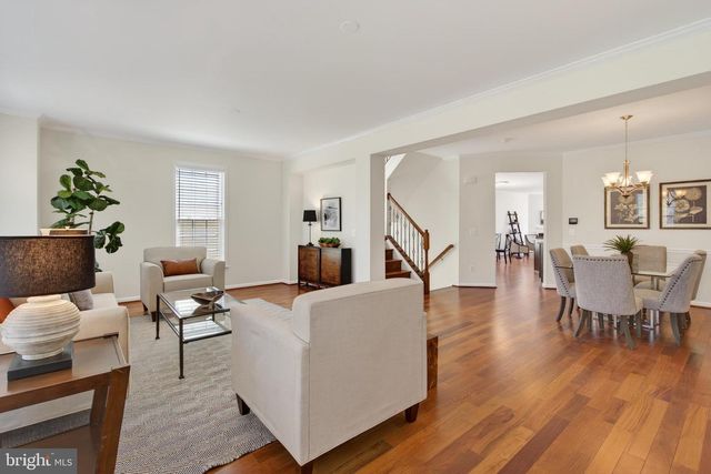 43676 CHICACOAN CREEK SQ, Leesburg, VA 20176