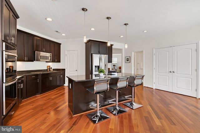43676 CHICACOAN CREEK SQ, Leesburg, VA 20176
