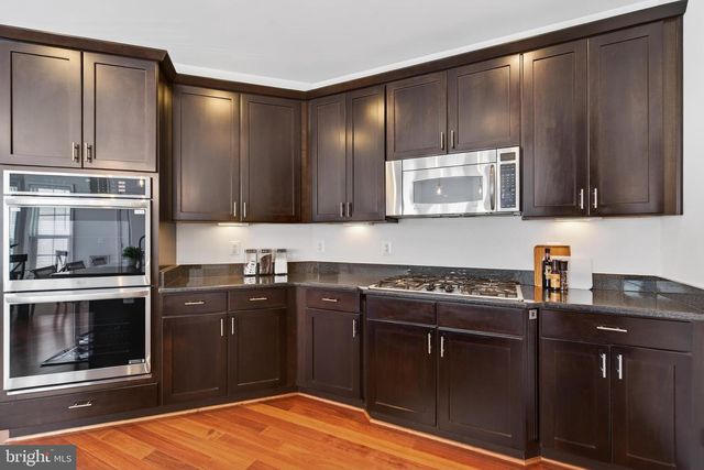 43676 CHICACOAN CREEK SQ, Leesburg, VA 20176