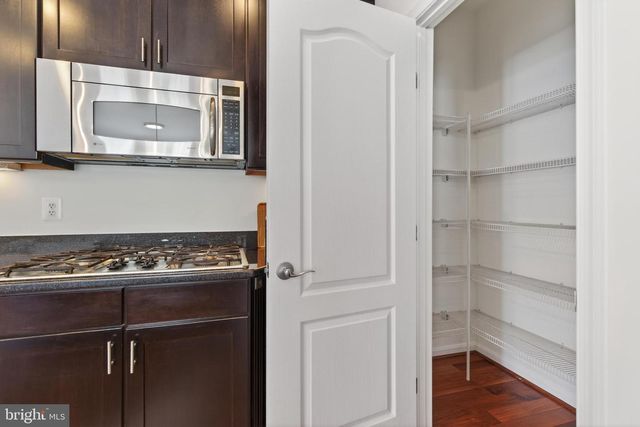 43676 CHICACOAN CREEK SQ, Leesburg, VA 20176