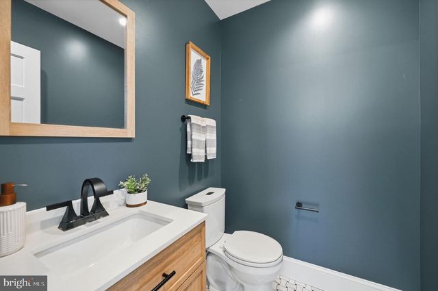 3707 MILITARY RD NW, Washington, DC 20015