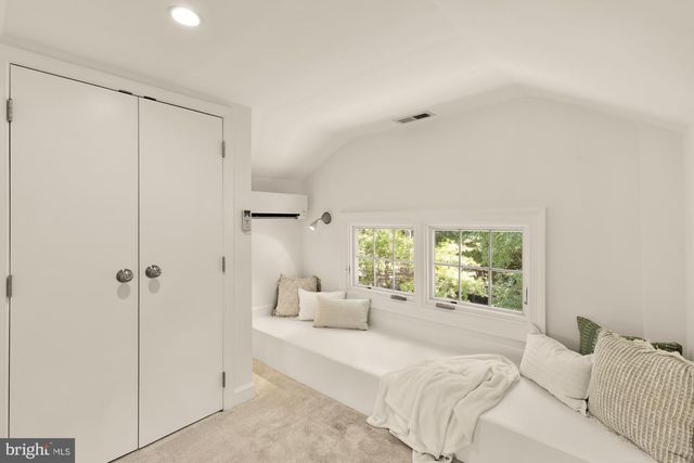 3707 MILITARY RD NW, Washington, DC 20015