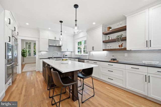 3707 MILITARY RD NW, Washington, DC 20015