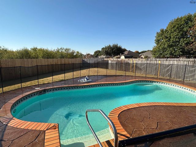 5214 SUNNYBROOK LANE, Wichita Falls, TX 76310