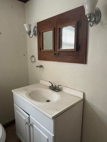 12 Delong Road, Duxbury, VT 05660