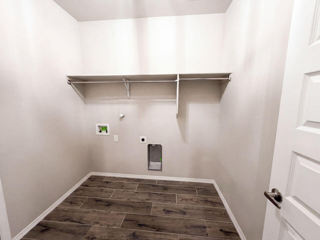 6384 Red Falcon Drive NE, Rio Rancho, NM 87144