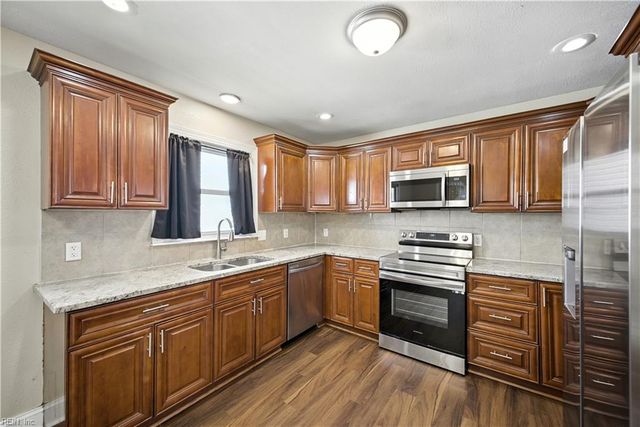 2826 Lens AVE, Norfolk, VA 23509