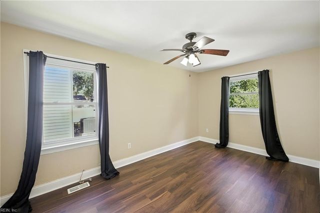 2826 Lens AVE, Norfolk, VA 23509