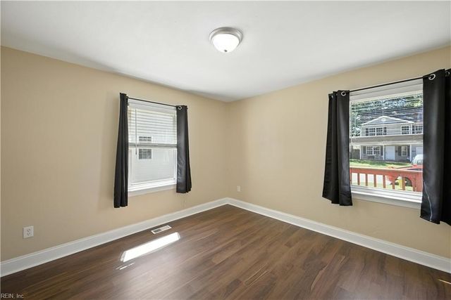 2826 Lens AVE, Norfolk, VA 23509