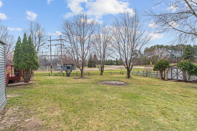 811 Page Street SW, Isanti, MN 55040