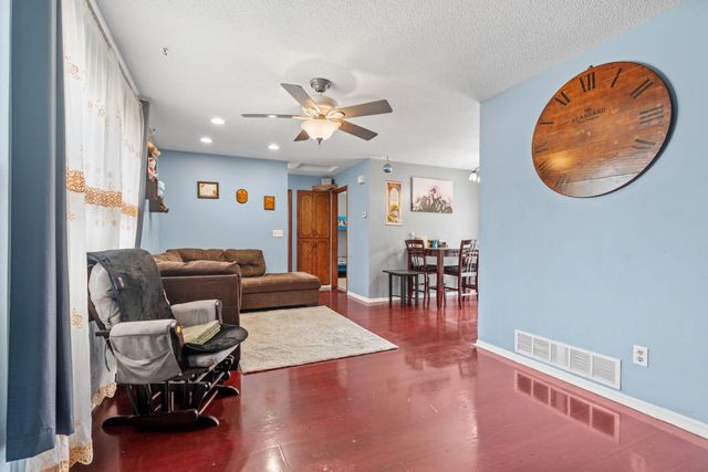 811 Page Street SW, Isanti, MN 55040