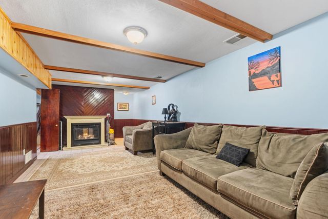 811 Page Street SW, Isanti, MN 55040