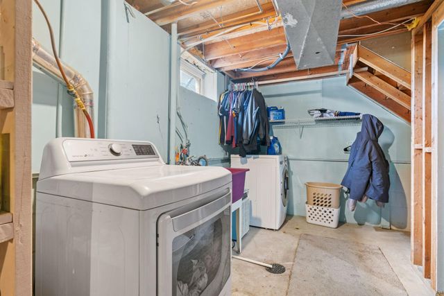 811 Page Street SW, Isanti, MN 55040