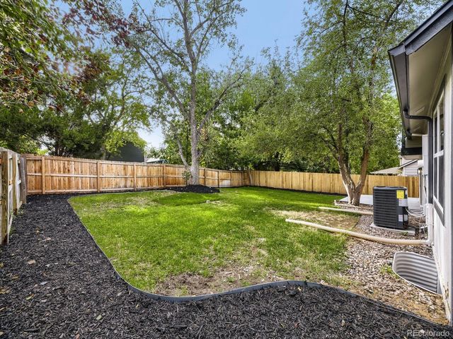 7711 S Rosemary Way, Centennial, CO 80112
